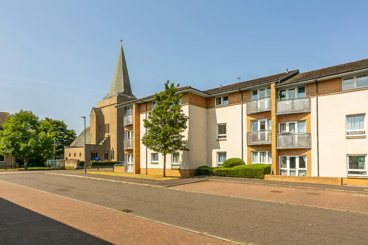 Saughton Mains Street, Saughton, EH11, photo 17