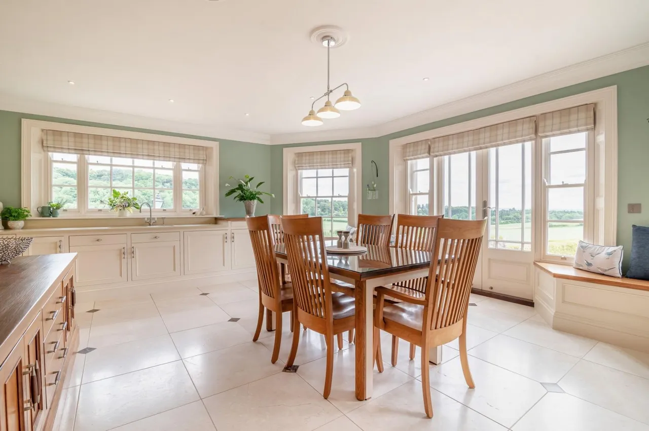 Stoulgrove Lane, Woodcroft, NP16, photo 13