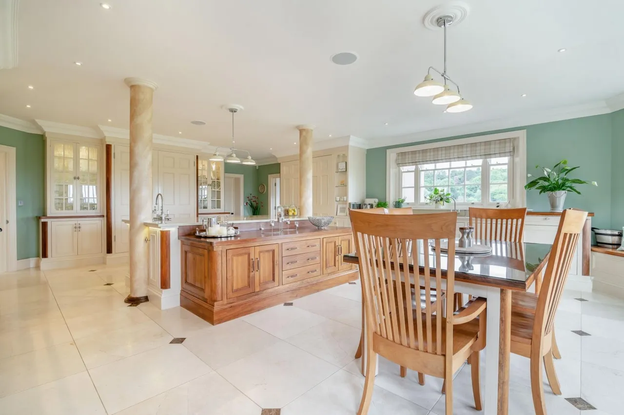 Stoulgrove Lane, Woodcroft, NP16, photo 12