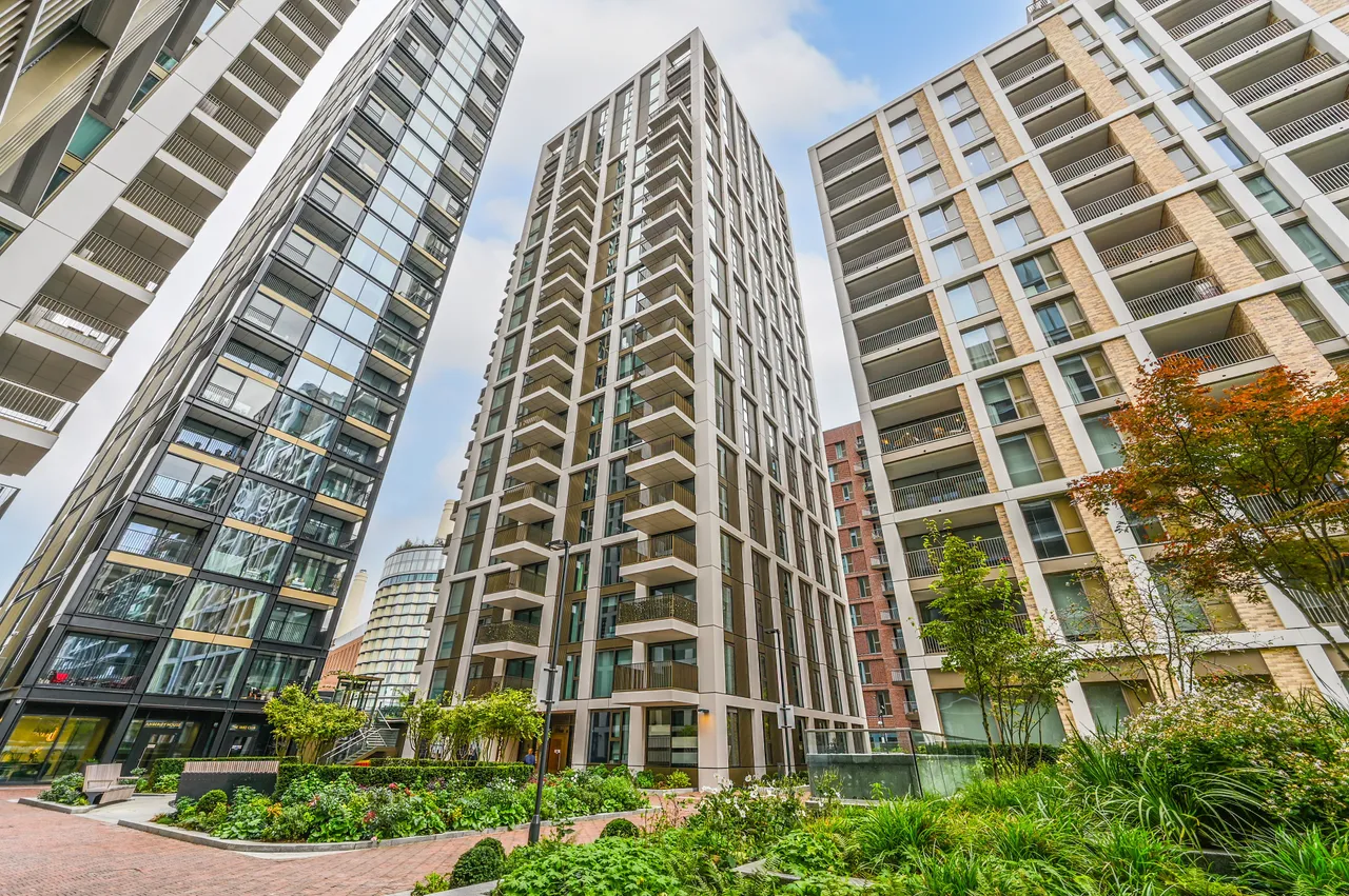 London, SW11, photo 21