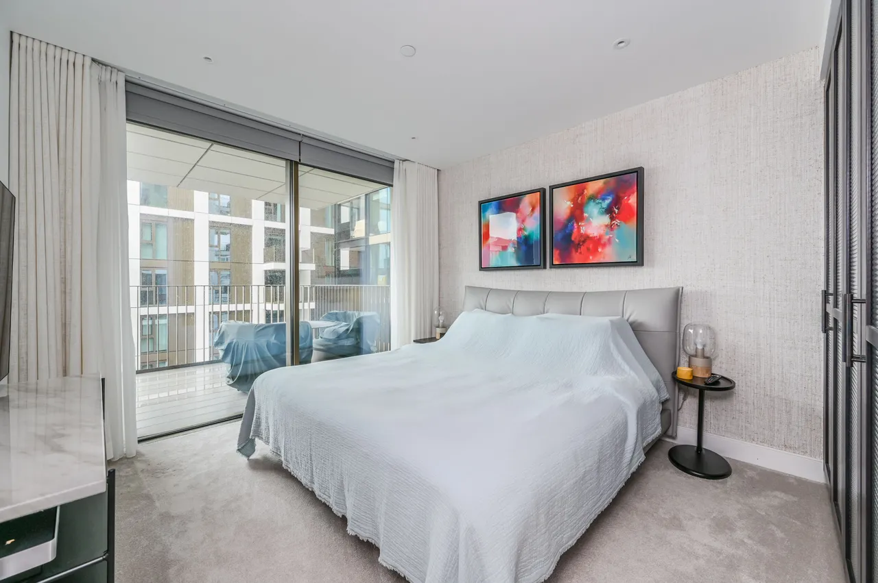London, SW11, photo 12