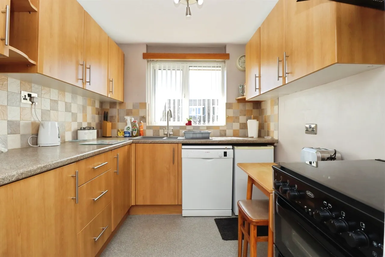 Leys Avenue, Rothwell, KETTERING, photo 4