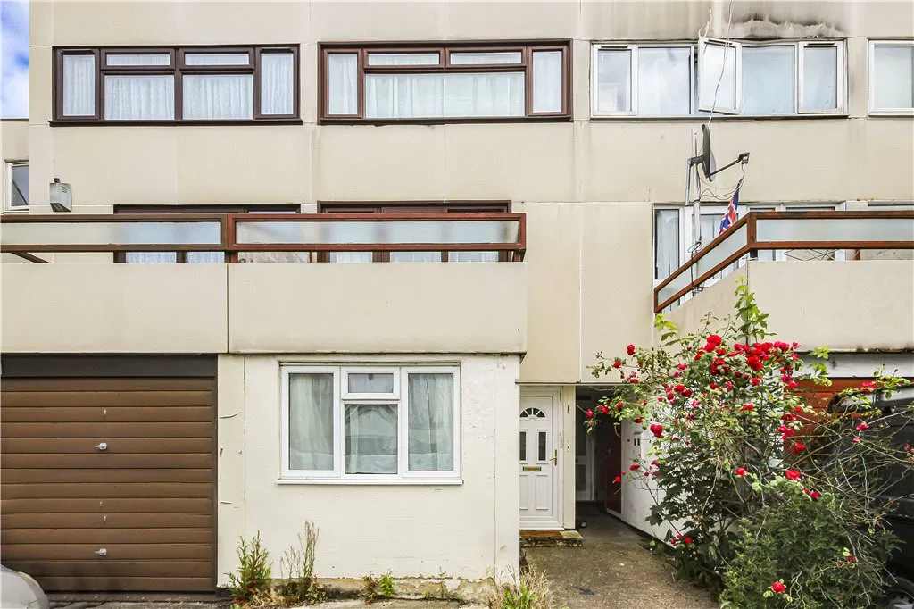 Gale Close, Mitcham, CR4, photo 17