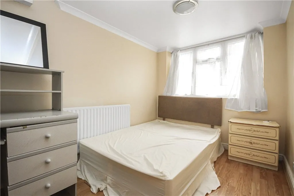 Gale Close, Mitcham, CR4, photo 7