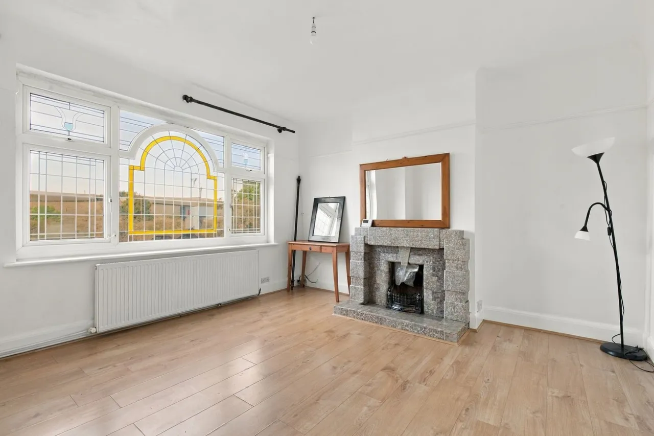 2 bed flat to rent, Greystoke Park Terrace, Ealing, W5