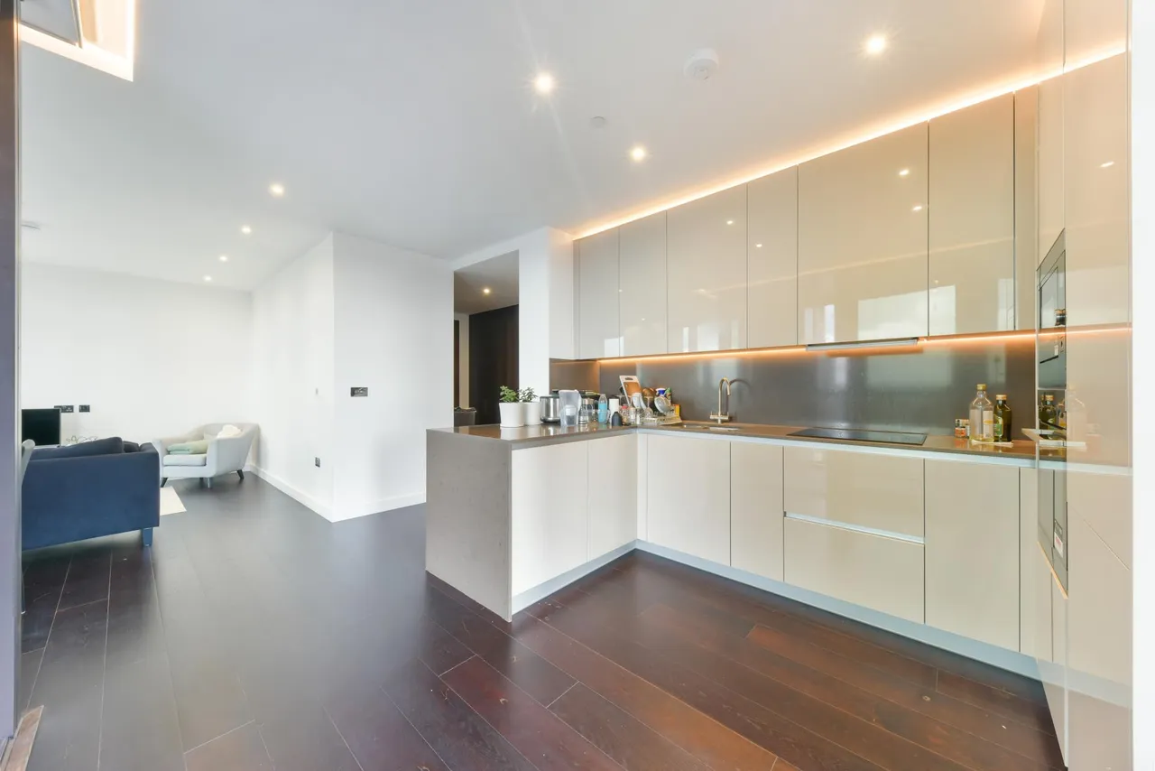 Madeira Tower, The Residence, SW11, photo 6