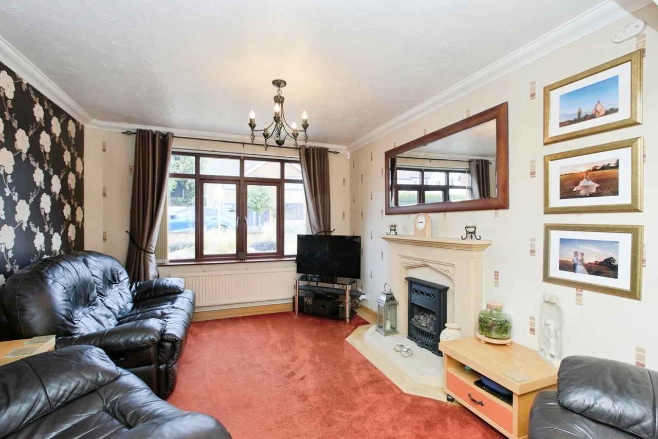 Saxon Close, Burton-on-Trent, DE15, photo 7