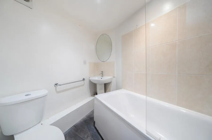 Clarence Road, Manor Park, E12, photo 9