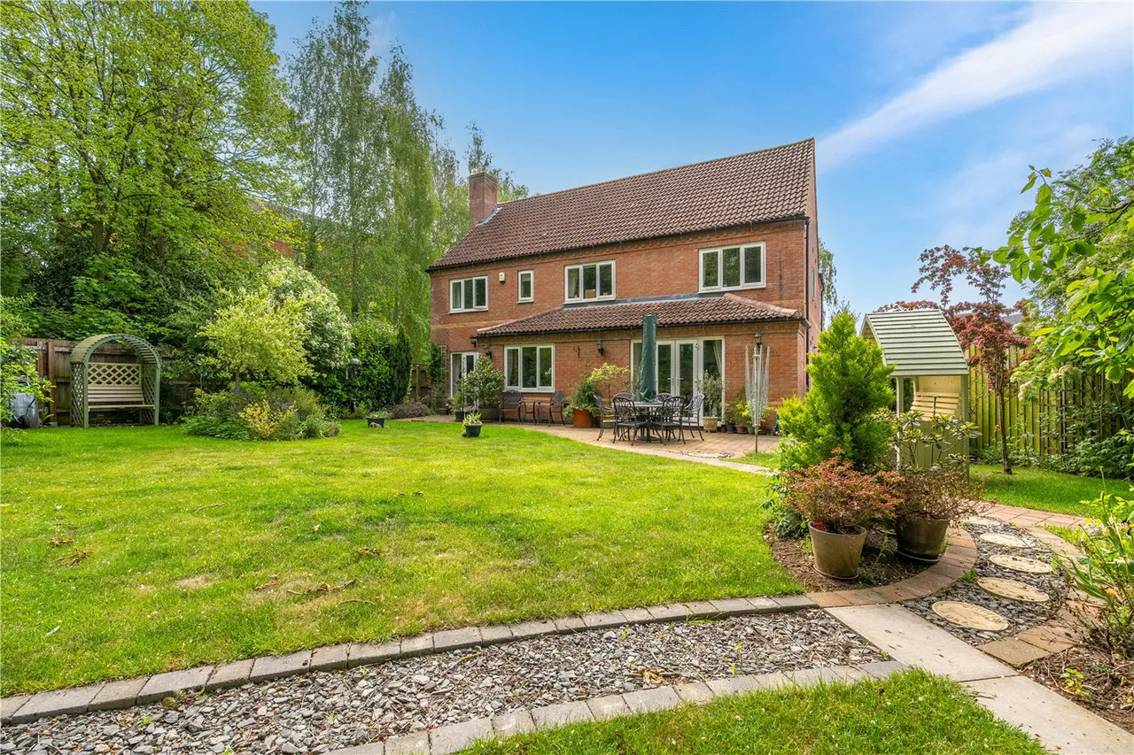 Kinross Road, Sleaford, Lincolnshire, NG34, photo 2