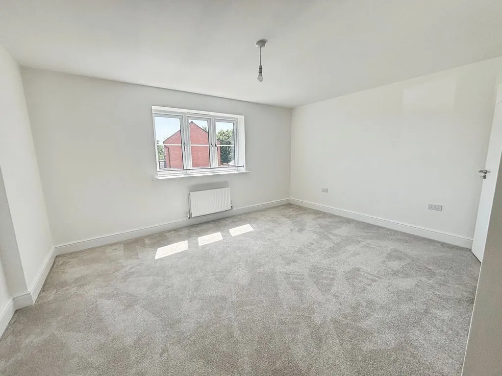 Main Road, Shuttington, B79, photo 8