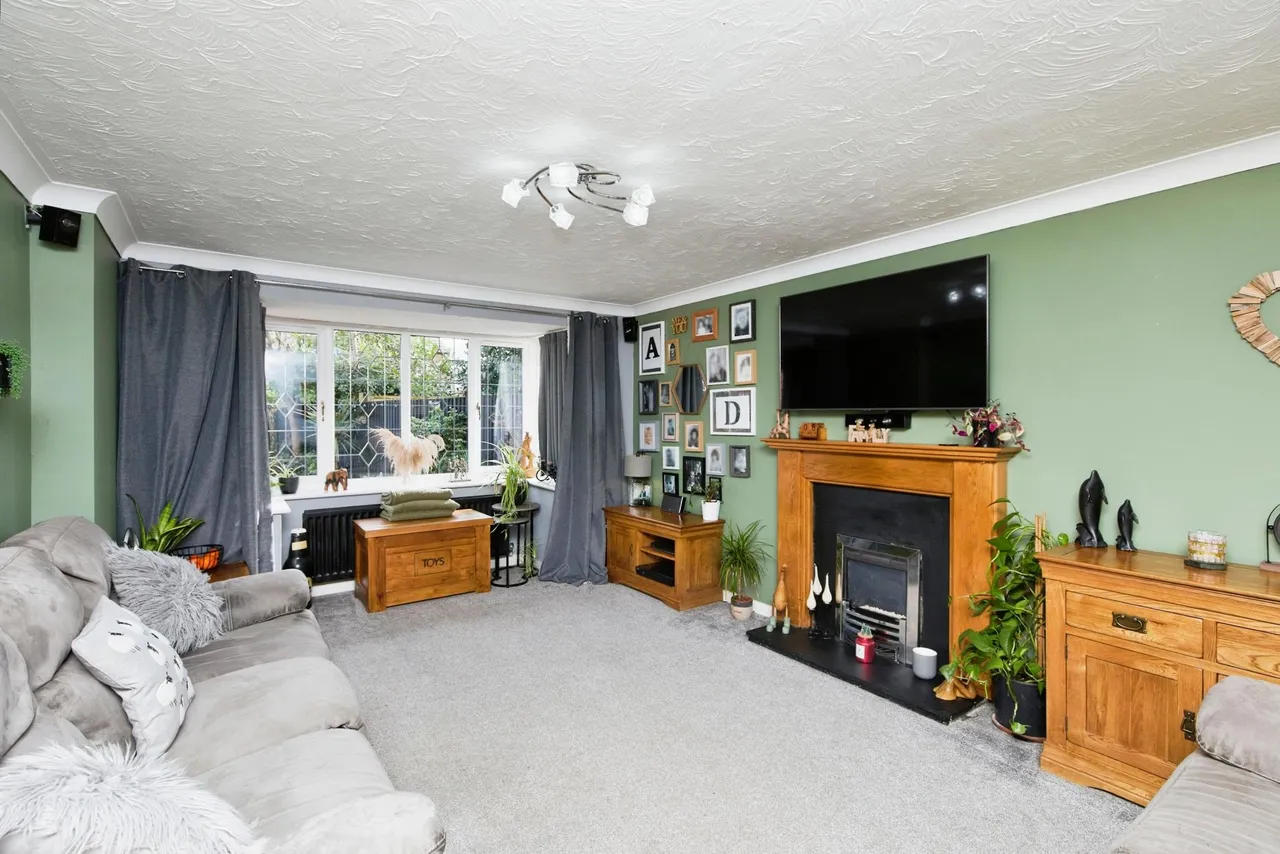 Normandy Road, Hilton, DE65, photo 2