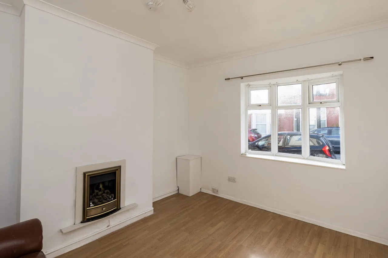 Greenwood Lane, Wallasey, CH44, photo 4