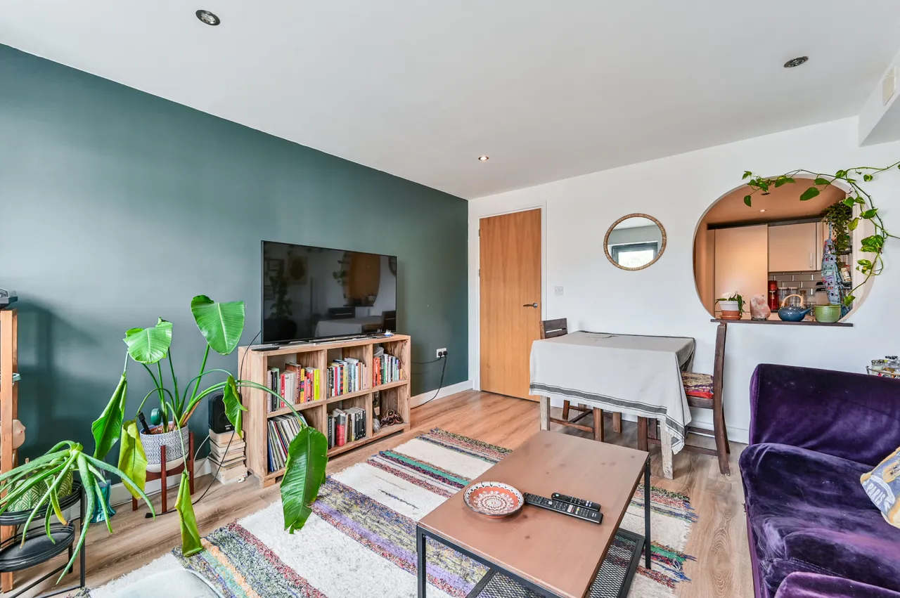 3 Isabella Mews, Balls Pond Road, London, photo 9