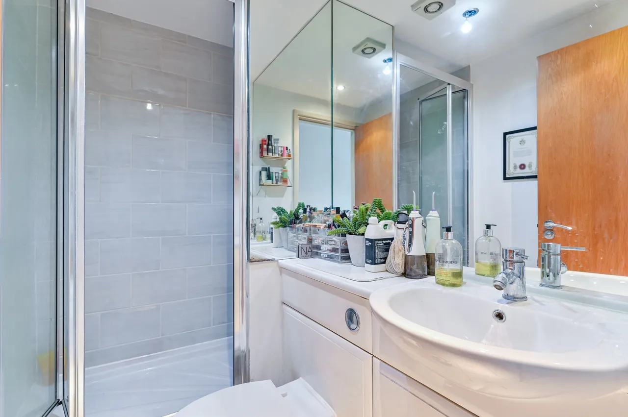 3 Isabella Mews, Balls Pond Road, London, photo 5