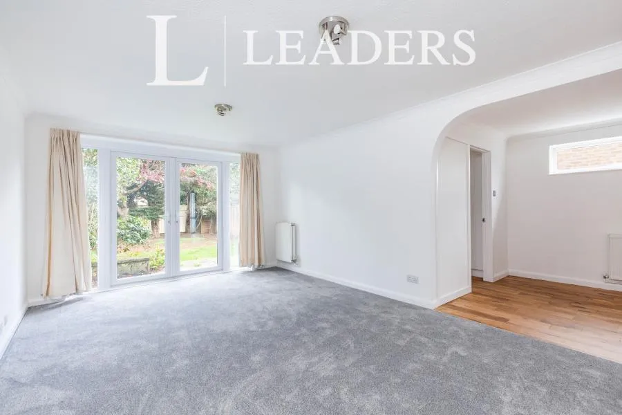 Pontoise Close, Sevenoaks, TN13, photo 3