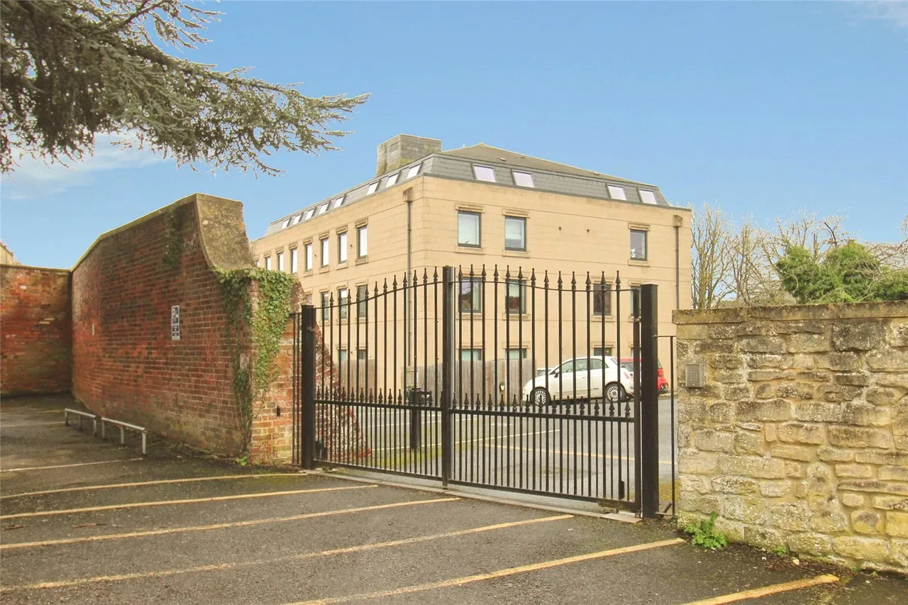 Manvers Street, Trowbridge, photo 8