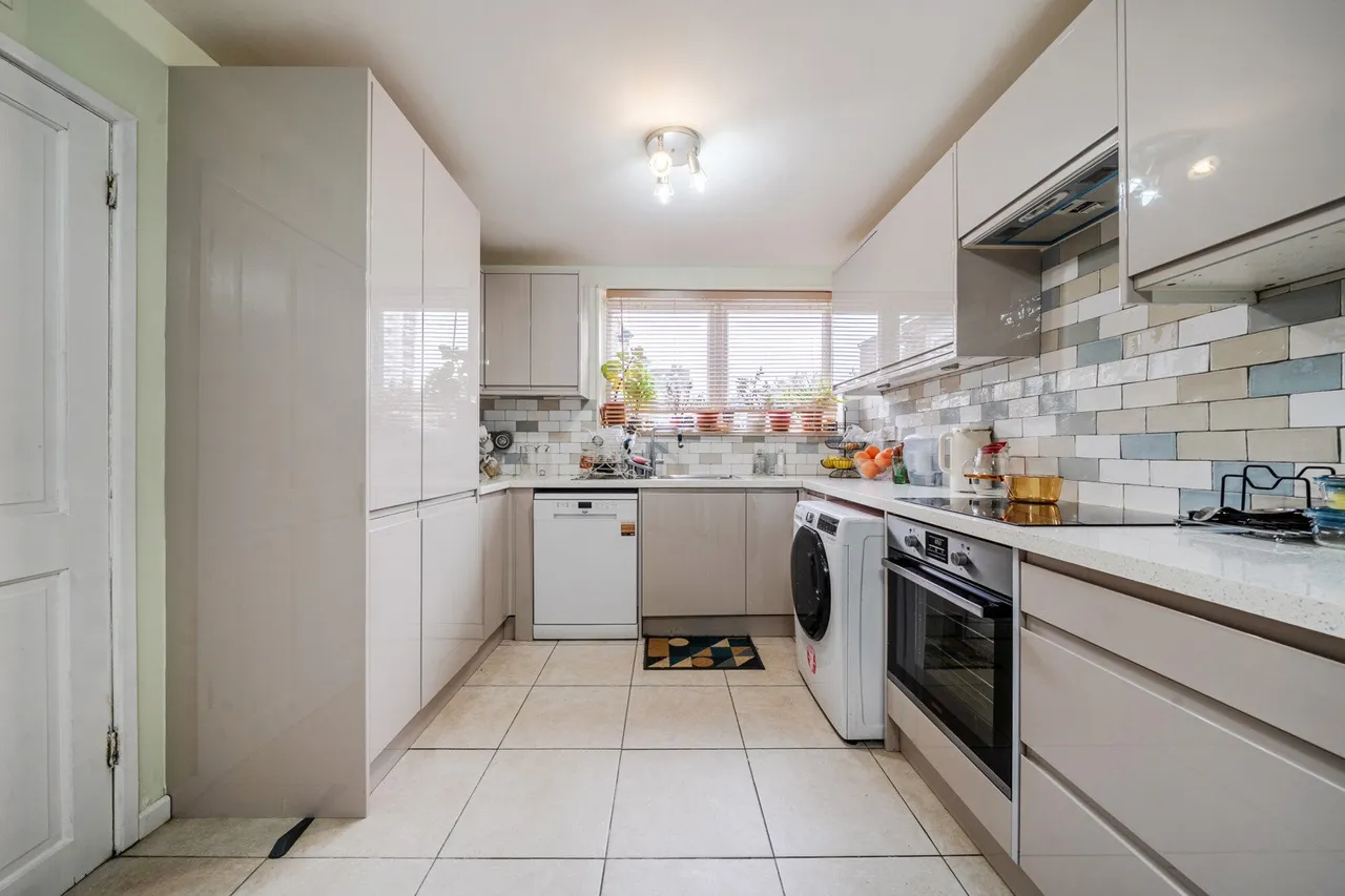Coupland Place, SE18, photo 2