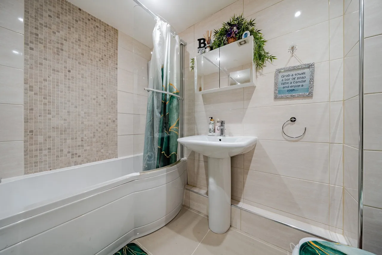 Coupland Place, SE18, photo 17