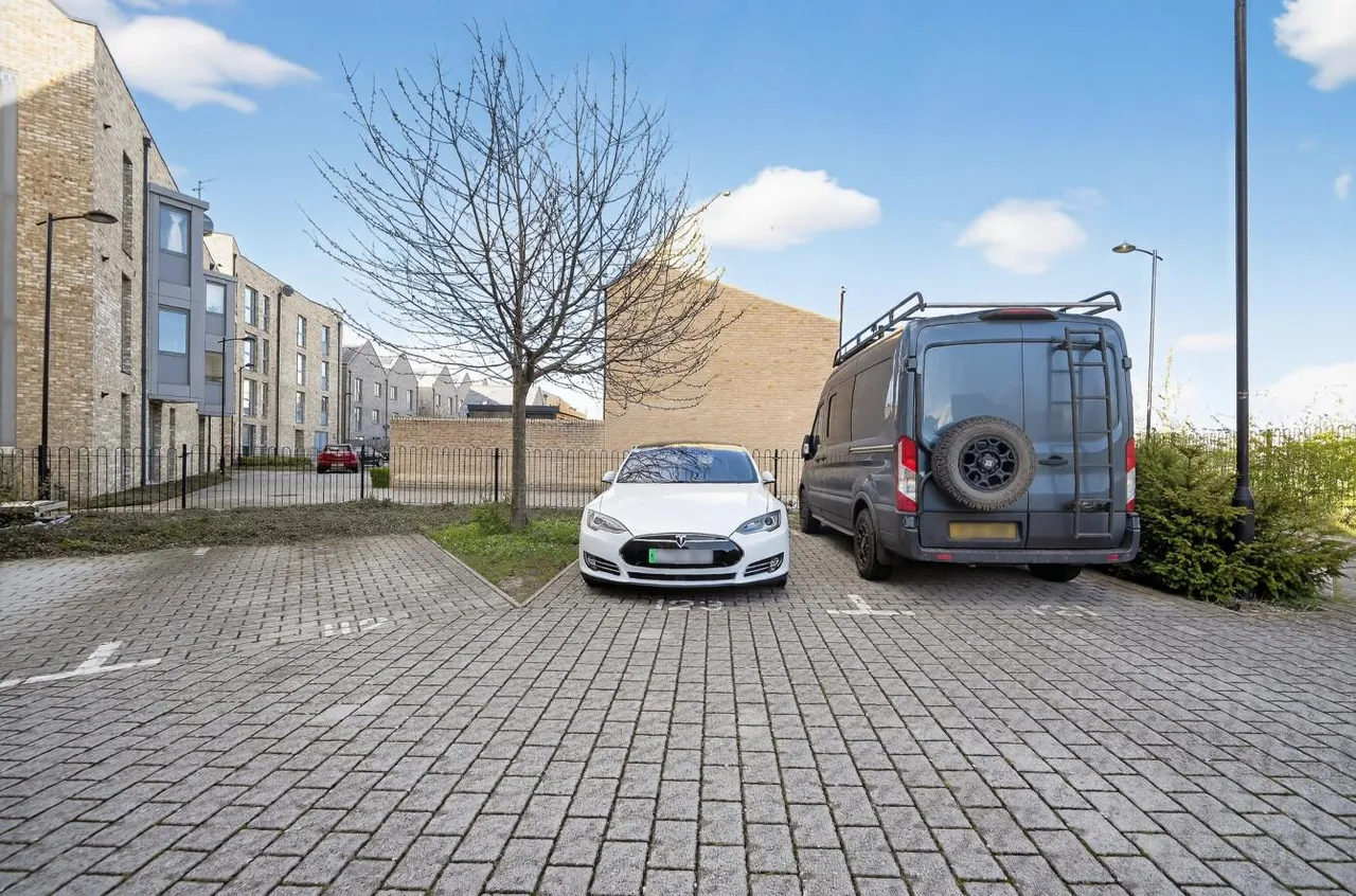 Osprey Drive, Trumpington, CB2, photo 16