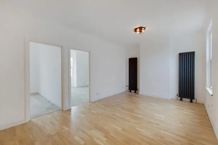 56b High Street South, London, photo 7