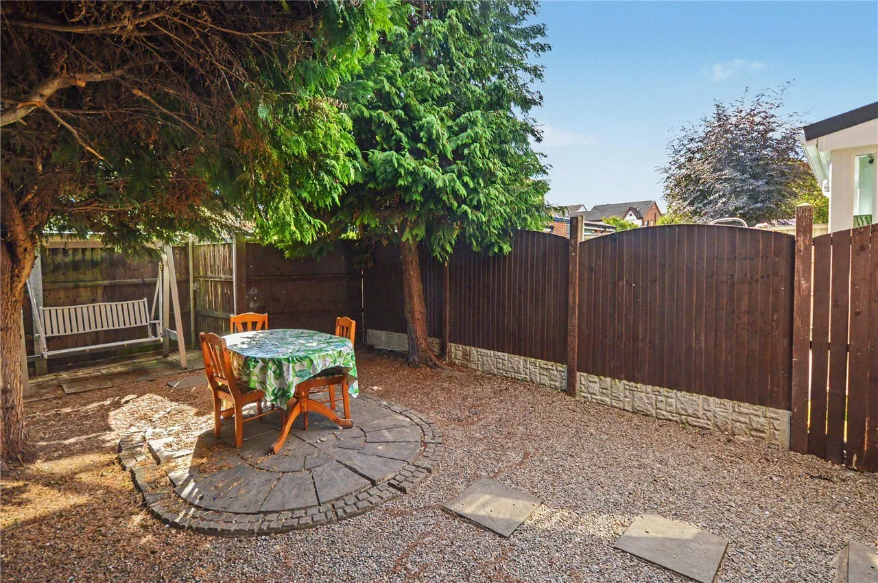 Grange Close, Hunslet, LS10, photo 10