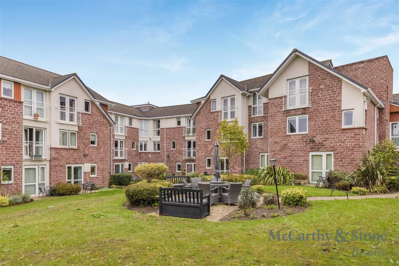 Chester Road, Little Sutton, CH66, photo 19
