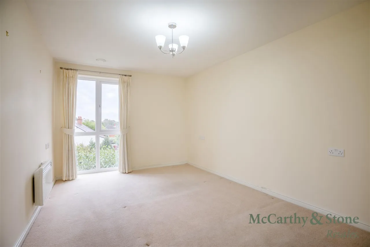 Chester Road, Little Sutton, CH66, photo 7