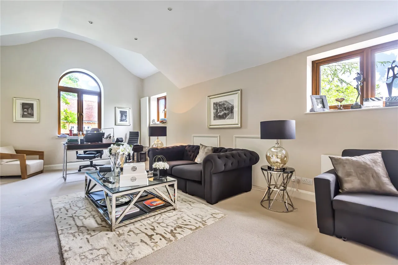 Totteridge Lane, Totteridge, London, N20 8DX, photo 10