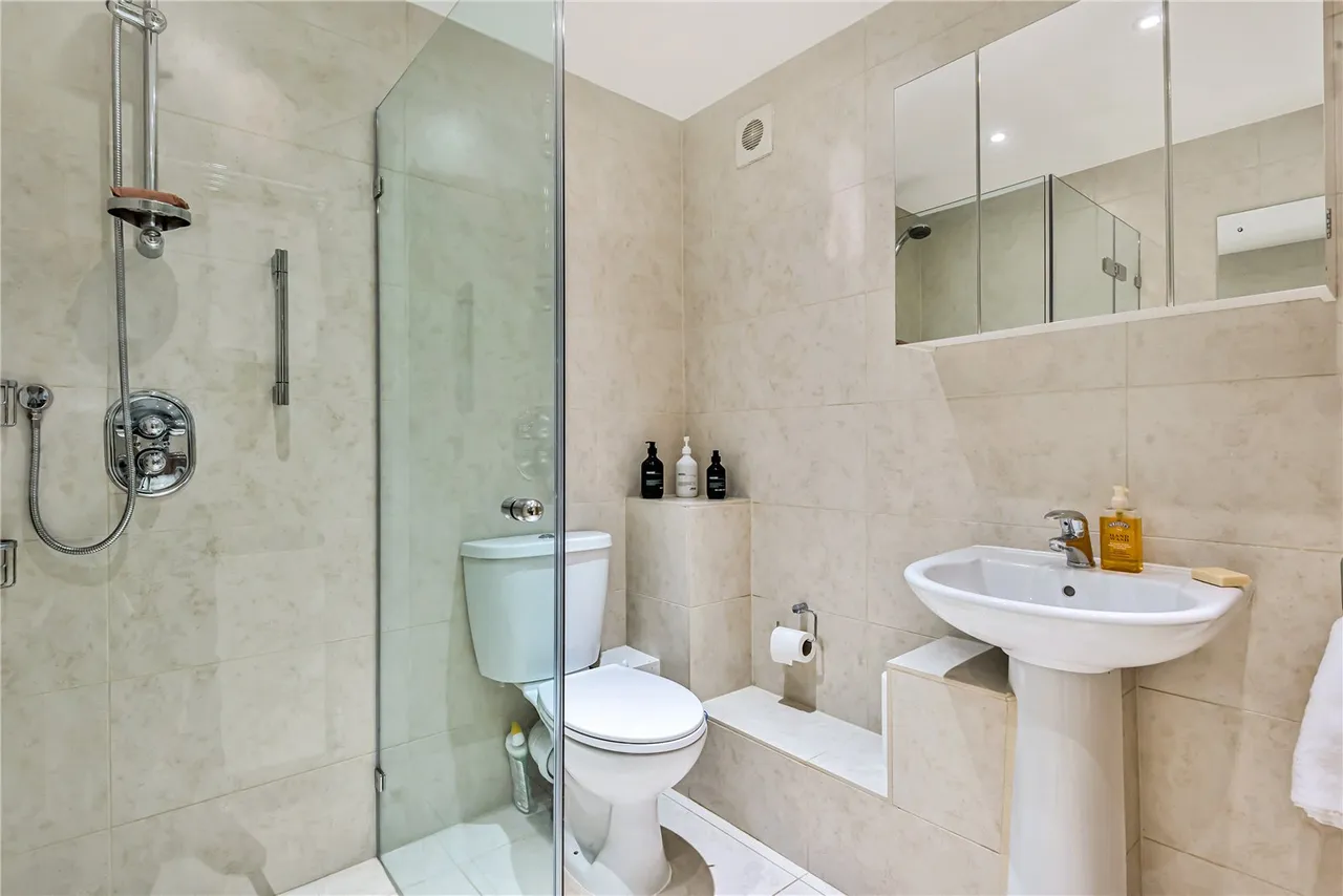 Totteridge Lane, Totteridge, London, N20 8DX, photo 25