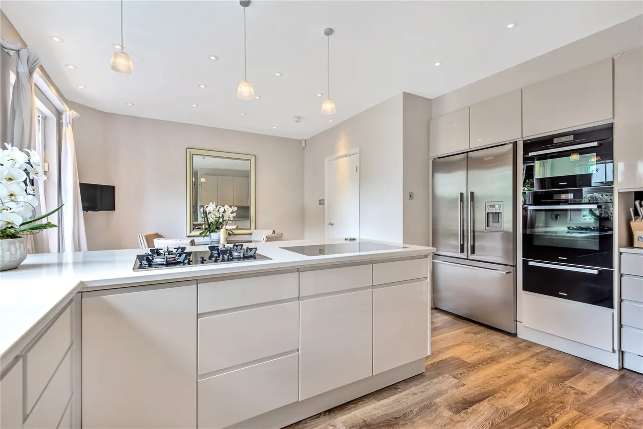 Totteridge Lane, Totteridge, London, N20 8DX, photo 15