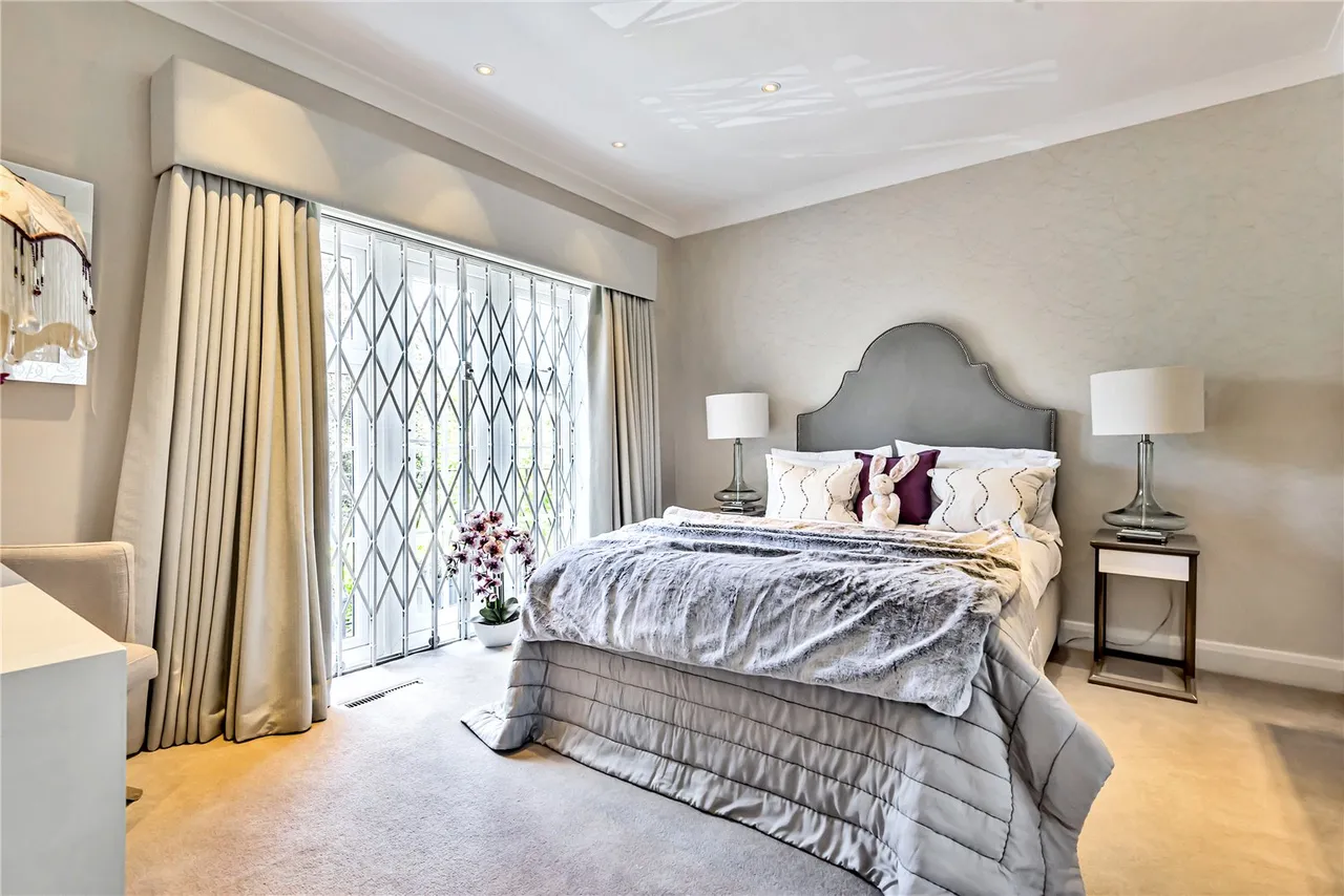 Totteridge Lane, Totteridge, London, N20 8DX, photo 23