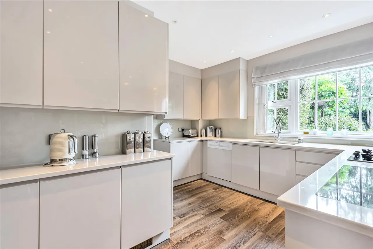Totteridge Lane, Totteridge, London, N20 8DX, photo 14