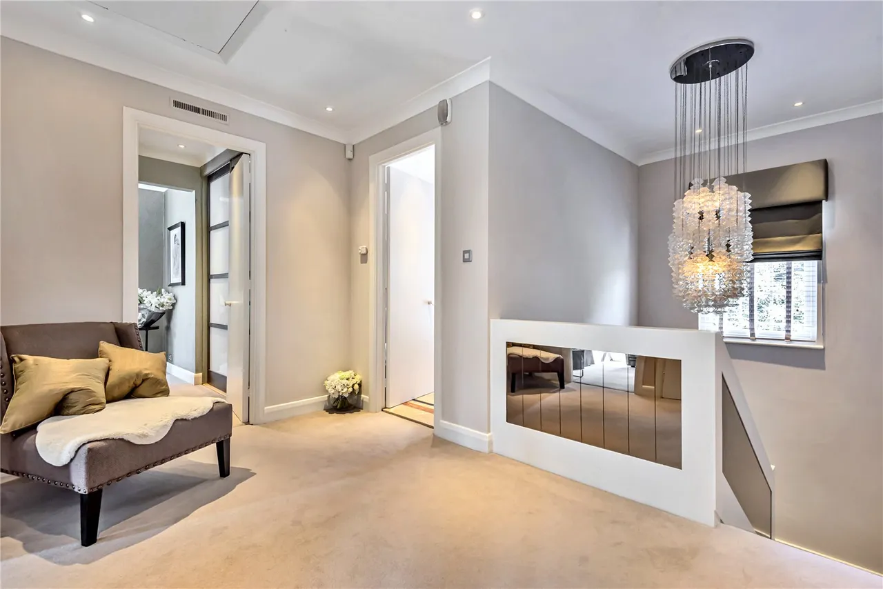 Totteridge Lane, Totteridge, London, N20 8DX, photo 30