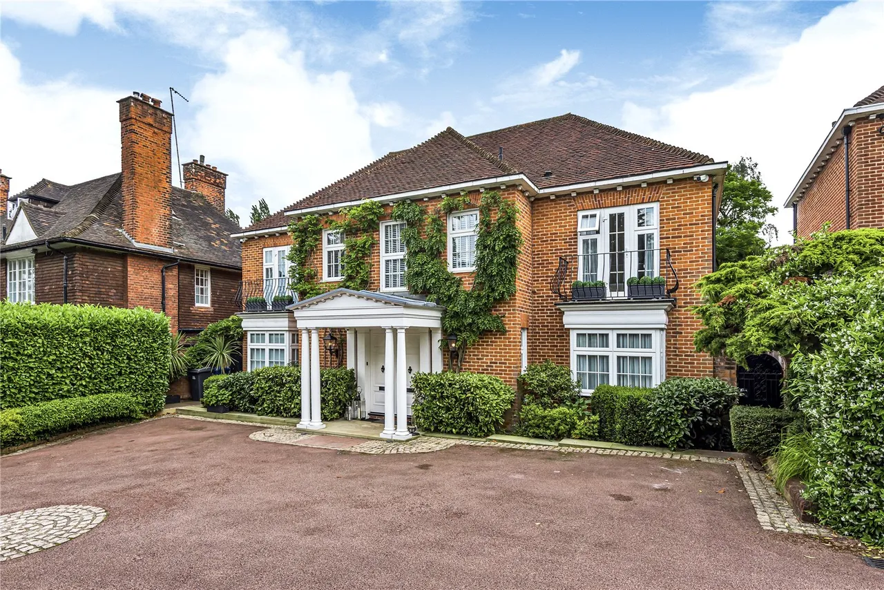 Totteridge Lane, Totteridge, London, N20 8DX, photo 44