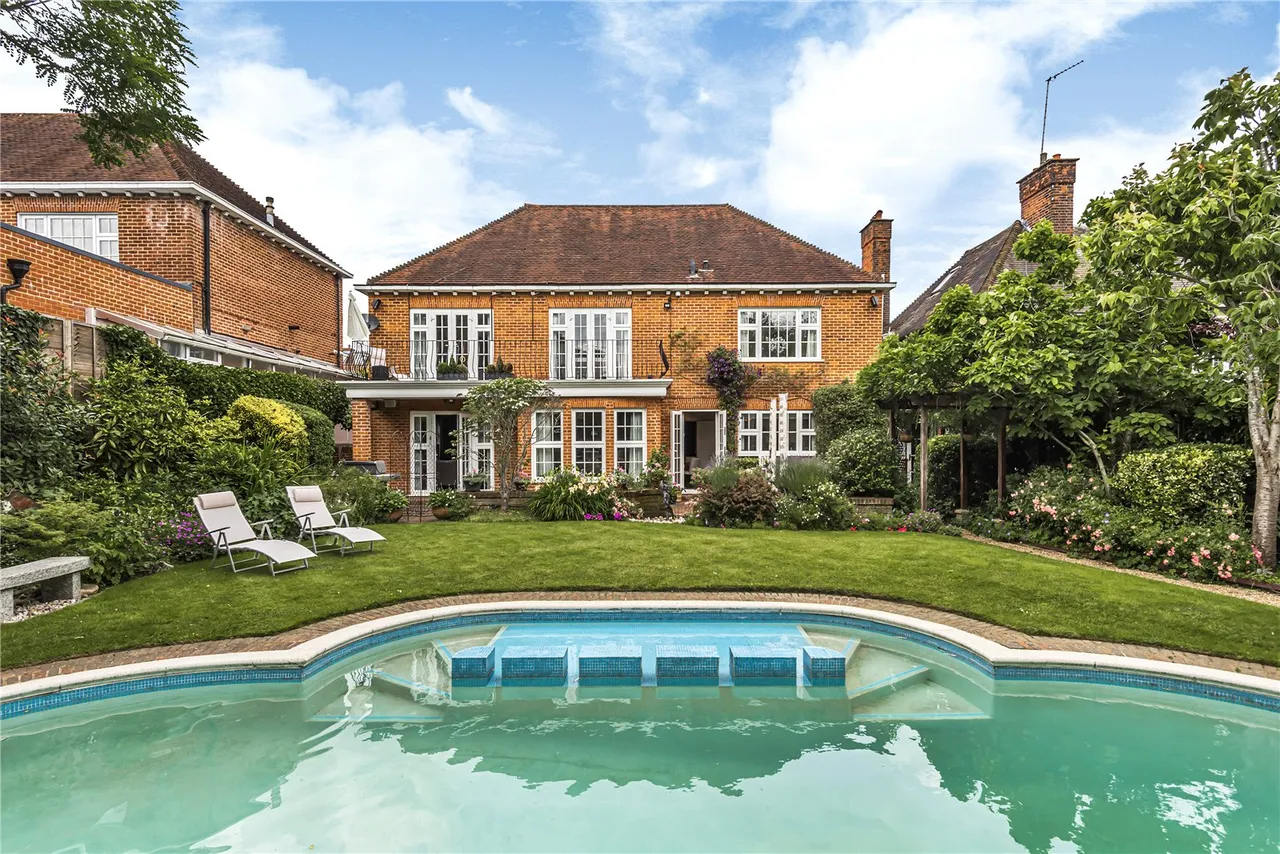 Totteridge Lane, Totteridge, London, N20 8DX, photo 33