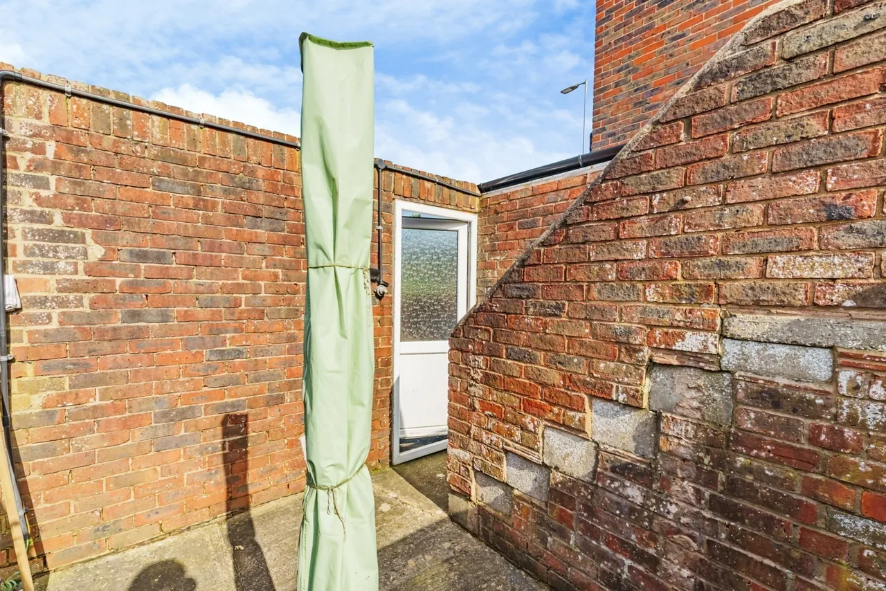 Gainsborough Avenue, Worthing, BN14, photo 7