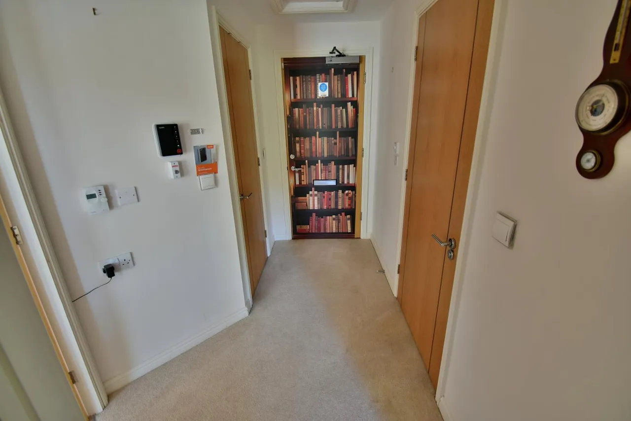 Ringwood Road, BH22, photo 8