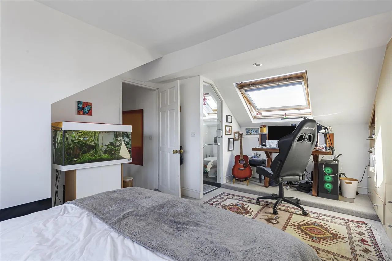Portman Avenue, East Sheen, SW14, photo 8