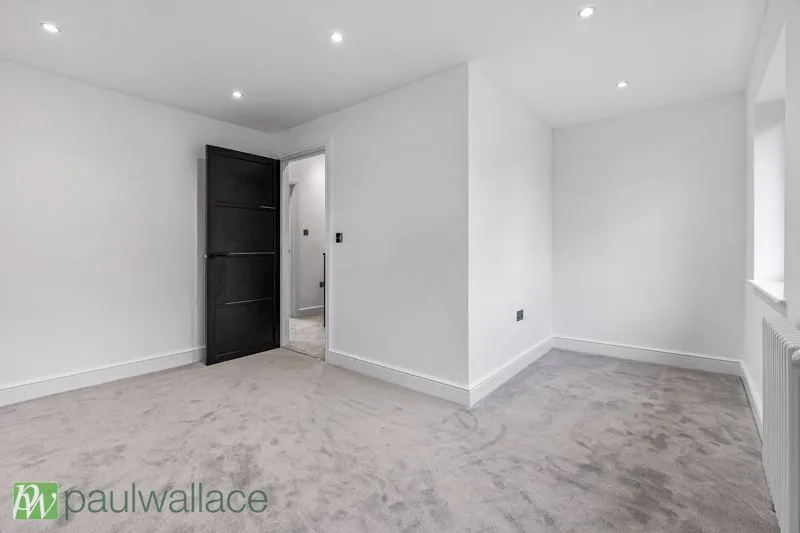 Jubilee Avenue, Ware, SG12, photo 11