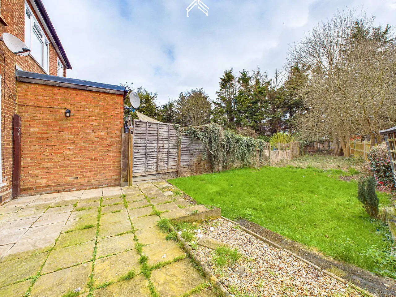 Old Field Lane, Greenford UB6 9JS, photo 4