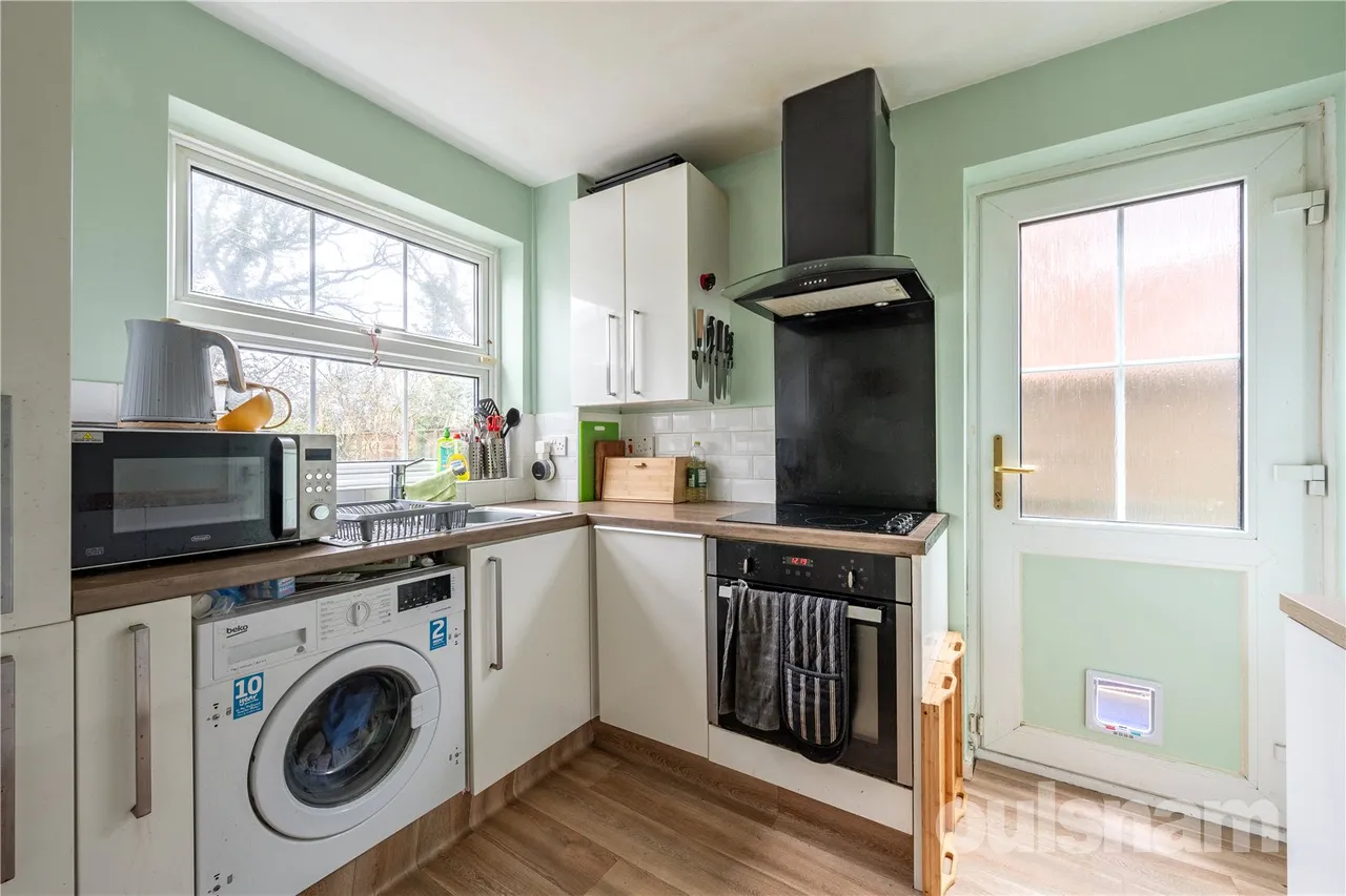 Thurloe Crescent, Rubery, Rednal, Birmingham, B45 9YN, photo 4