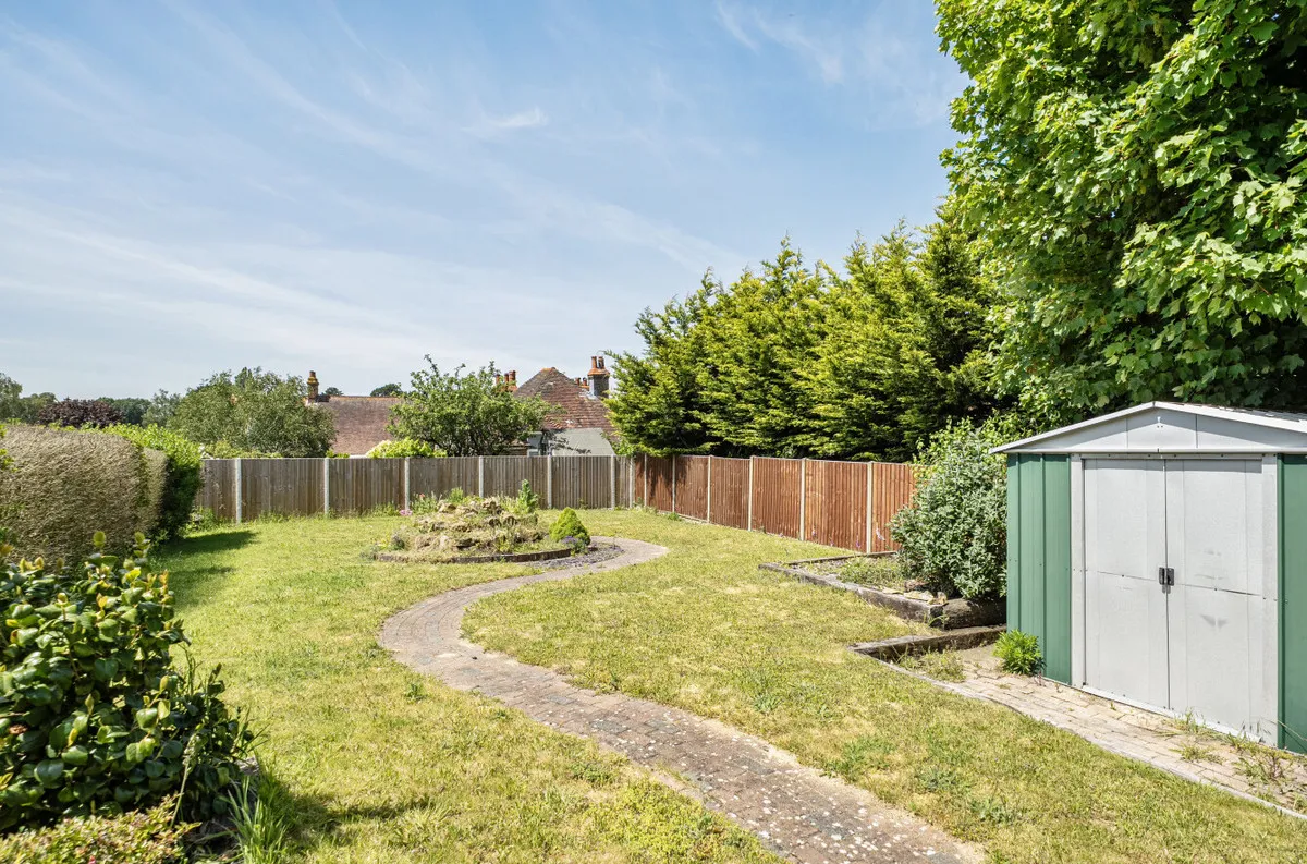 Storrington, RH20 4EF, photo 14