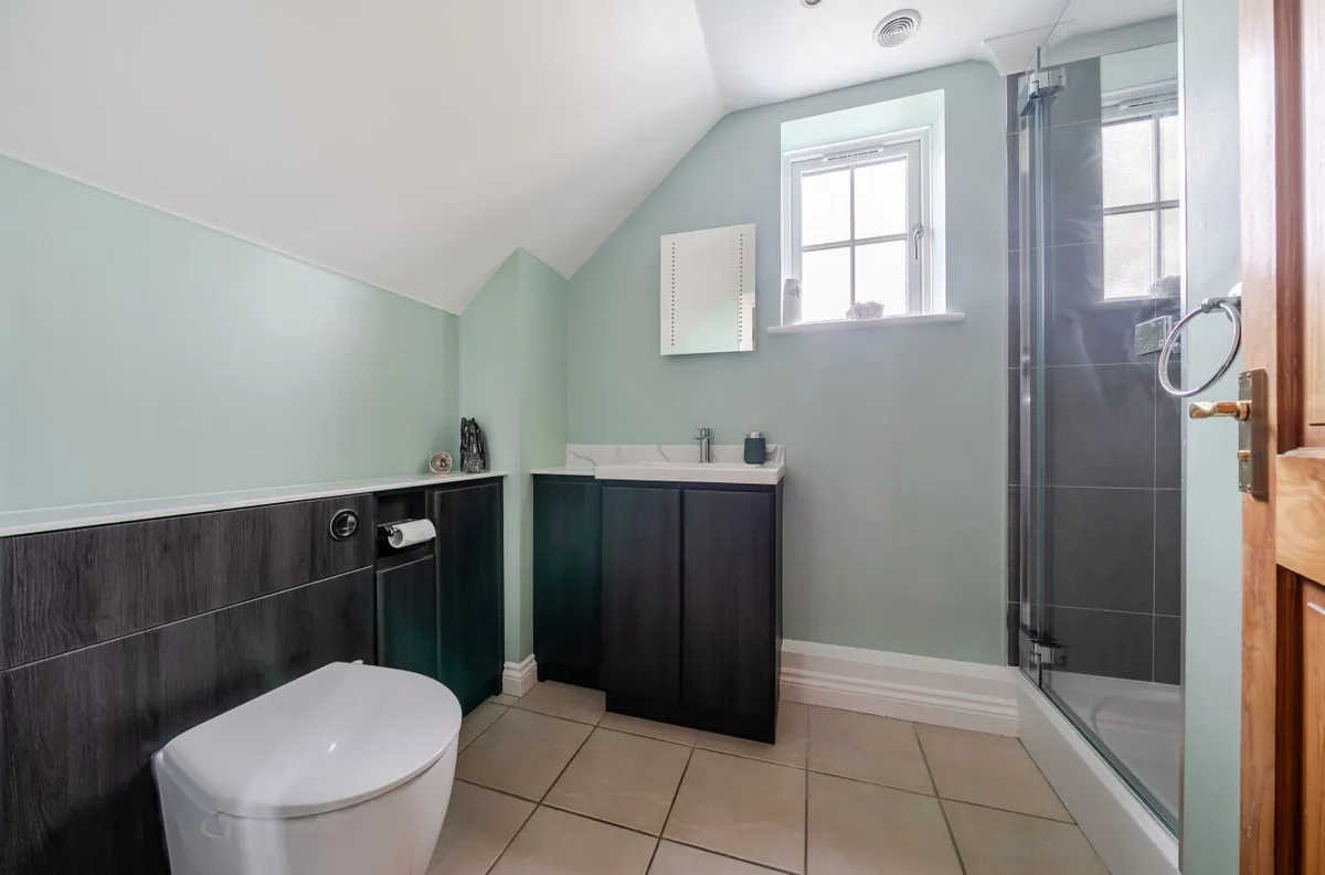 Storrington, RH20 4EF, photo 11