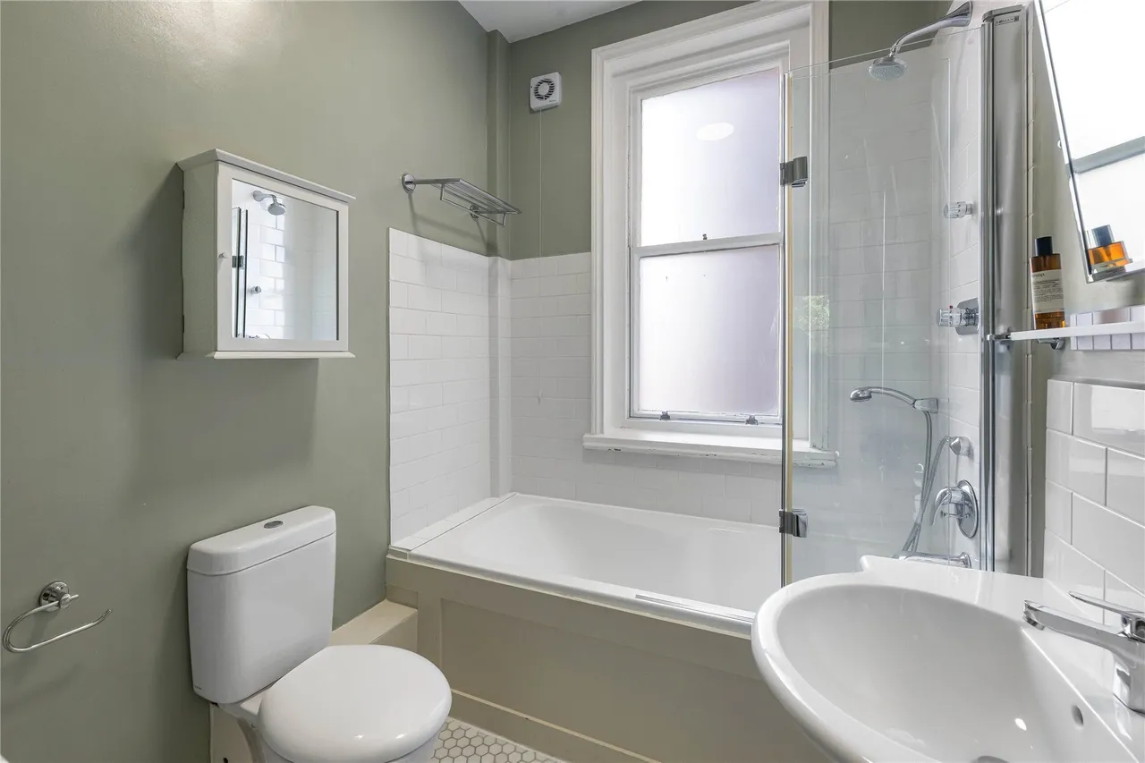 York Mansions, Prince Of Wales Drive, London, SW11, photo 12