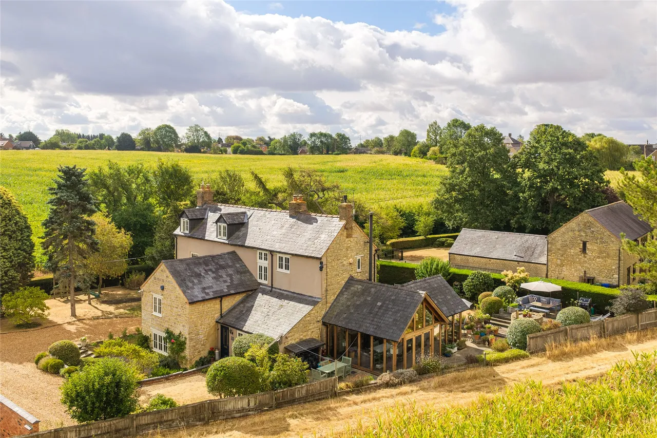 Tews End Lane, Paulerspury, NN12, photo 18