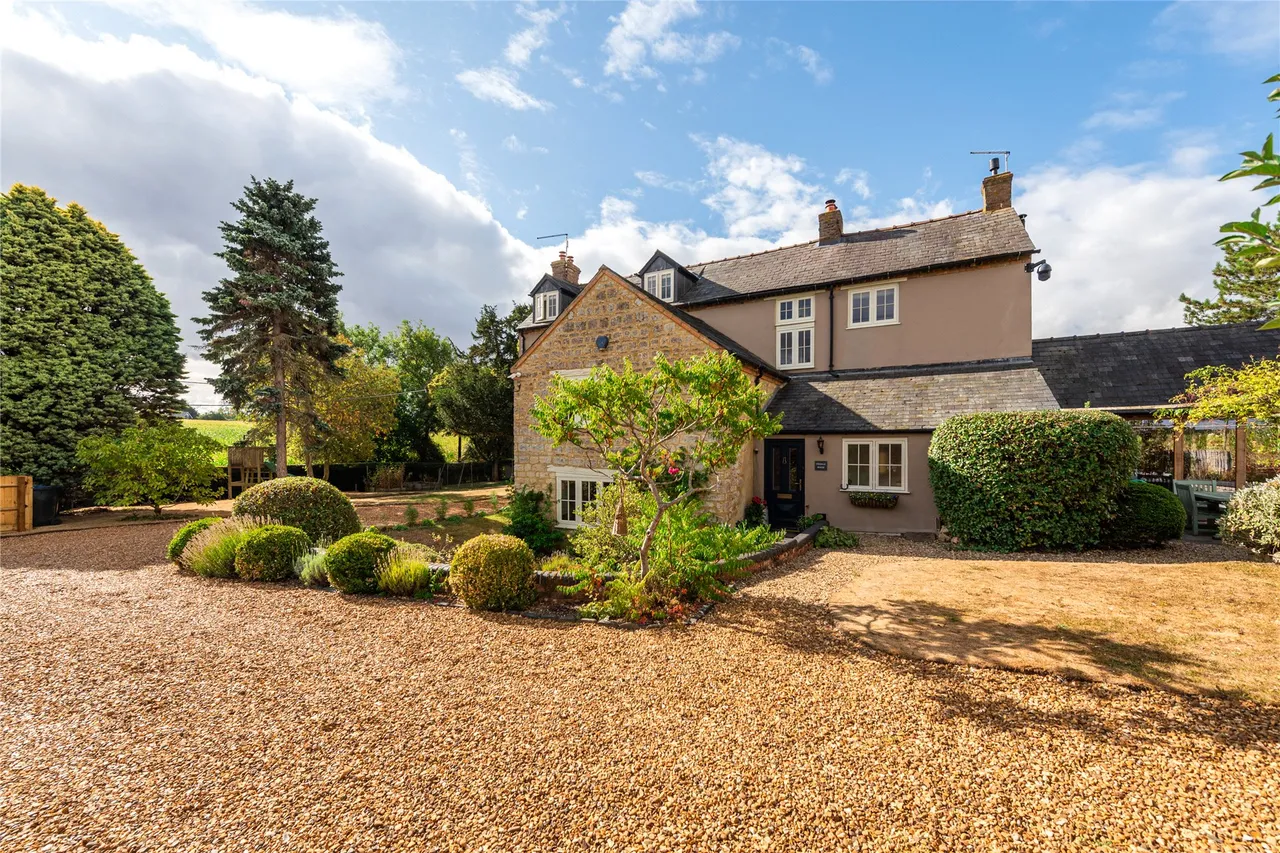 Tews End Lane, Paulerspury, NN12, photo 7