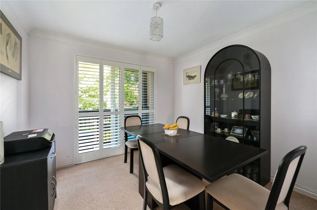 Salisbury Road, Farnborough, Hampshire, GU14 7AJ, photo 4