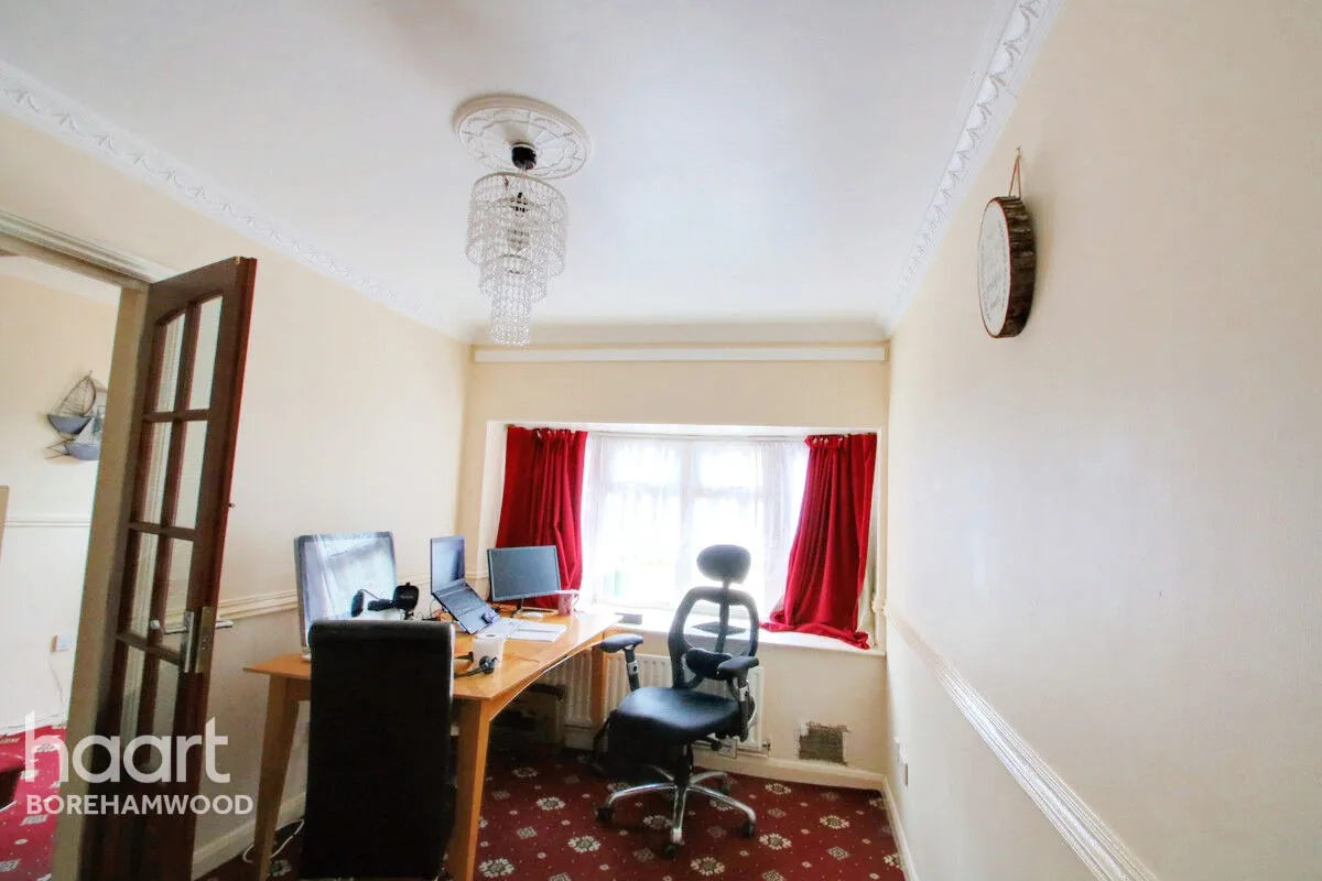 Stainer Road, Borehamwood, WD6, photo 5