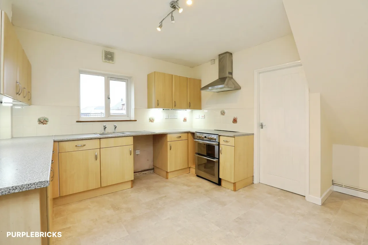 Sandwood Crescent, Stoke-On-Trent, ST3, photo 7