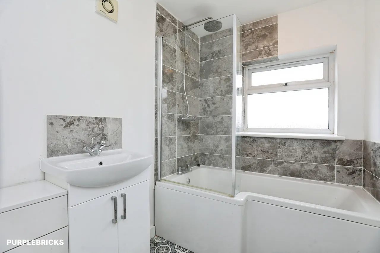 Sandwood Crescent, Stoke-On-Trent, ST3, photo 11